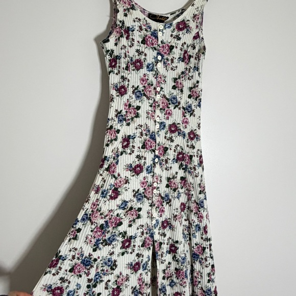 Floral Sleeveless Maxi Dress - Picture 3 of 14